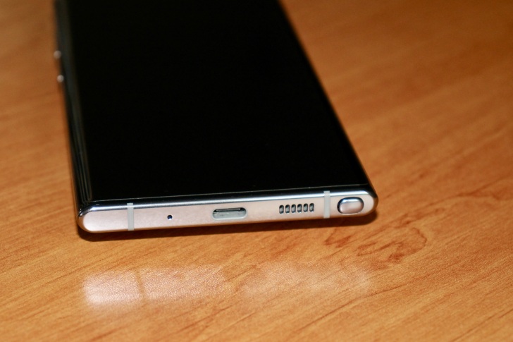 gallery/EA946A7B-C01C-4E91-B6A9-281CF09D5CDA_1_201_a